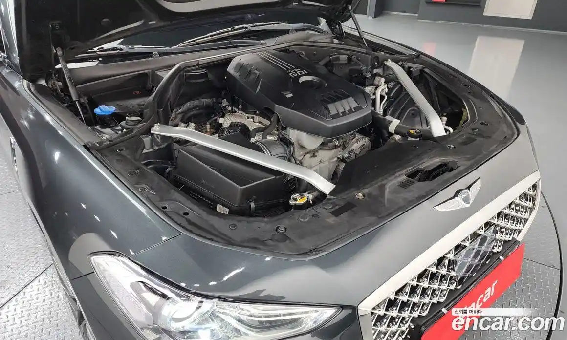 Genesis G70 2018 2.0 Автомат в Москве № 22198, фото 13