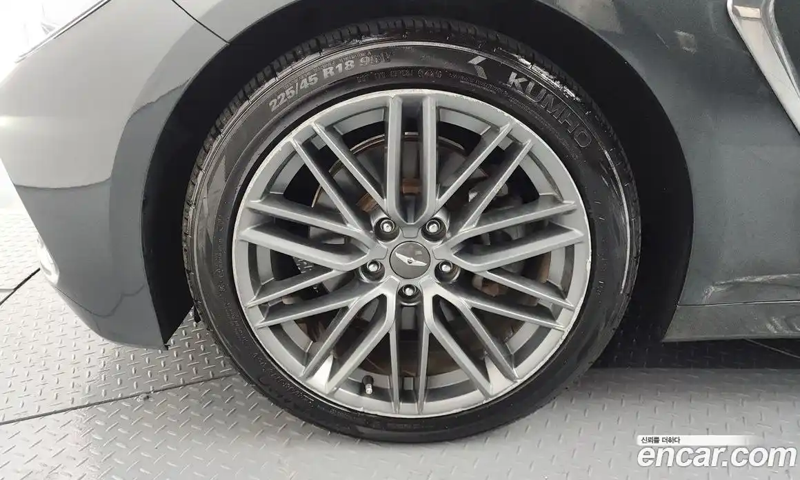 Genesis G70 2018 2.0 Автомат в Москве № 22198, фото 16