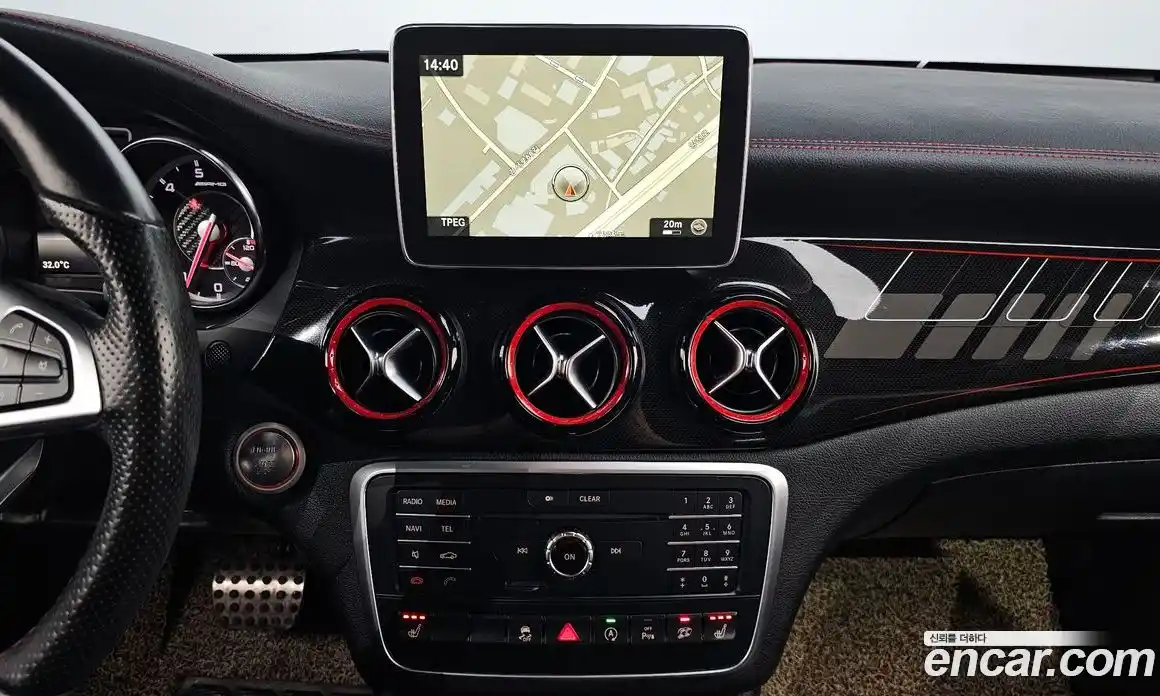 Mercedes-Benz GLA-Class 2016 2.0 Автомат в Москве № 223242, фото 14