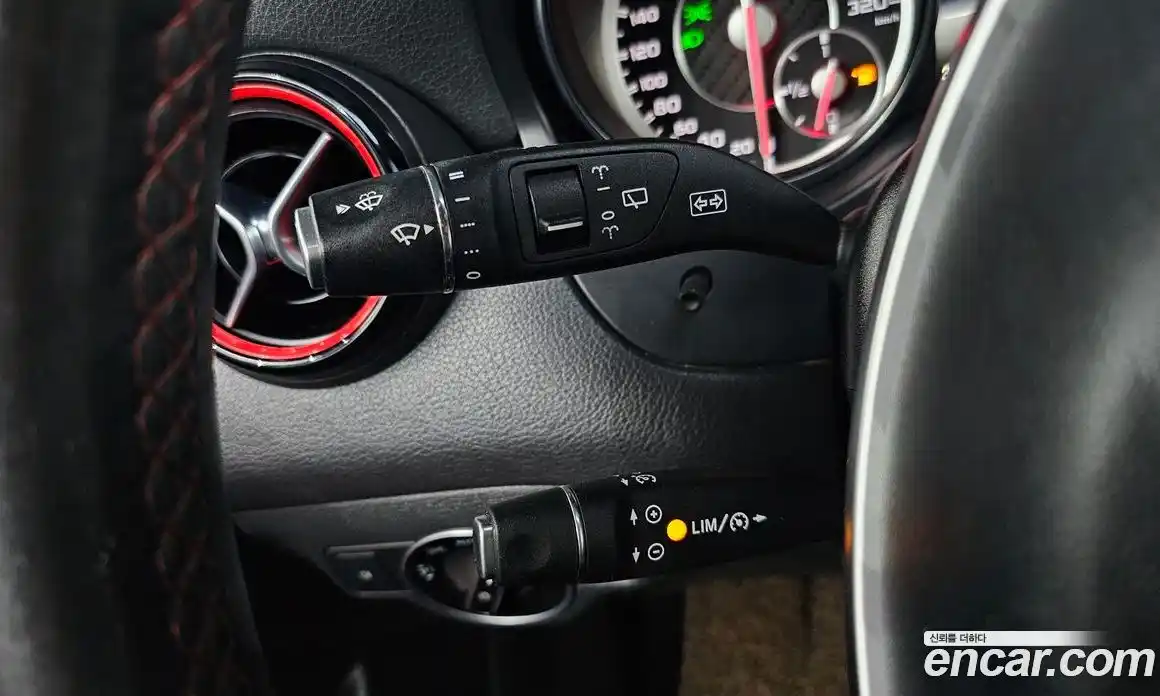 Mercedes-Benz GLA-Class 2016 2.0 Автомат в Москве № 223242, фото 17