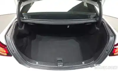 Mercedes-Benz E-Class 2022 2.0 Автомат в Москве № 223325, миниатюра 2