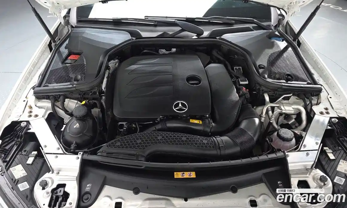 Mercedes-Benz E-Class 2022 2.0 Автомат в Москве № 223325, фото 8