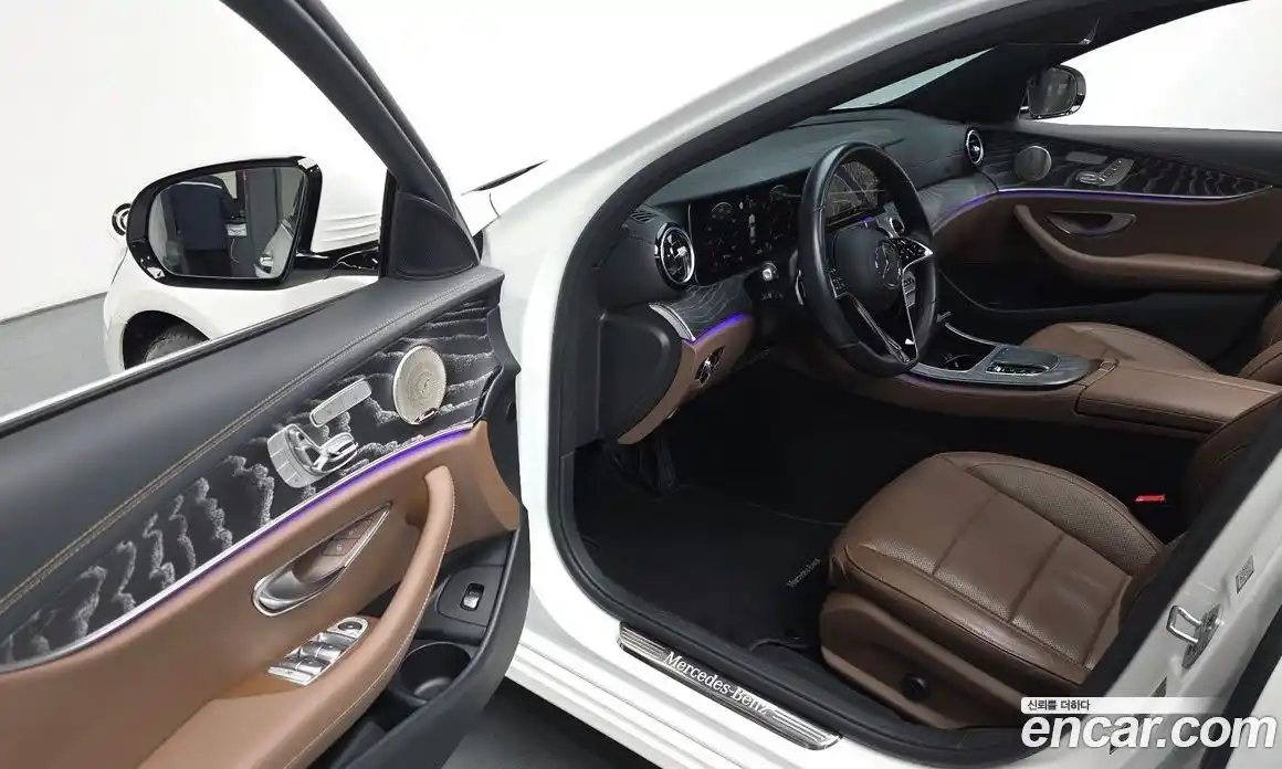 Mercedes-Benz E-Class 2022 2.0 Автомат в Москве № 223325, фото 9