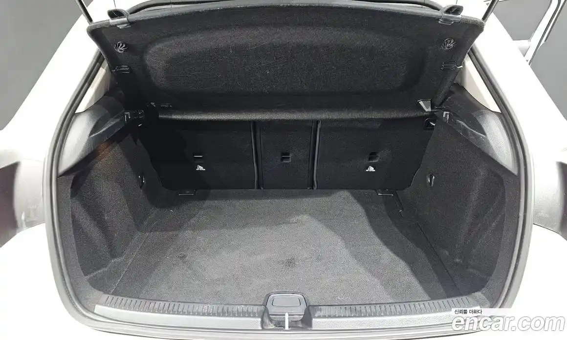 Mercedes-Benz A-Class 2019 2.0 Автомат в Москве № 224149, фото 6