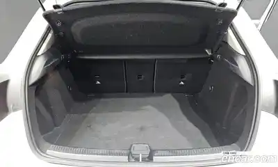 Mercedes-Benz A-Class 2019 2.0 Автомат в Москве № 224149, миниатюра 6