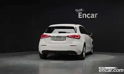 Mercedes-Benz A-Class 2019 2.0 Автомат в Москве № 224149, миниатюра 10