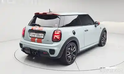 Mini Cooper 2019 2.0 Автомат в Москве № 225917, миниатюра 2