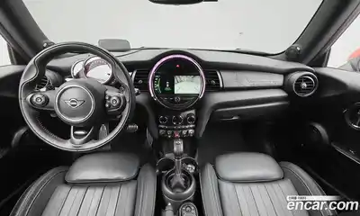 Mini Cooper 2019 2.0 Автомат в Москве № 225917, миниатюра 7