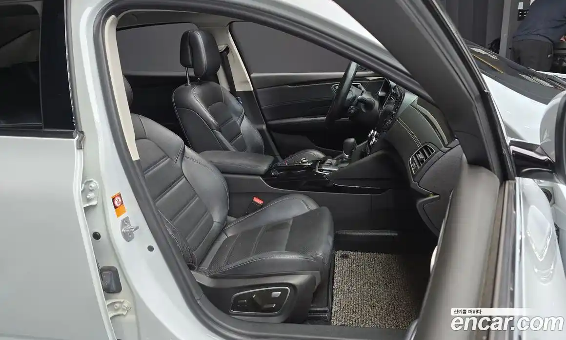 Renault SM6 2016 2.0 Автомат в Москве № 227085, фото 18