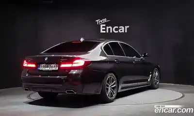 BMW 5-Series, 2021