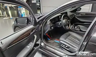 BMW 5-Series 2021 2.0 Автомат в Москве № 228418, миниатюра 9