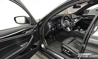 BMW 5-Series 2020 2.0 Автомат в Москве № 229127, миниатюра 11