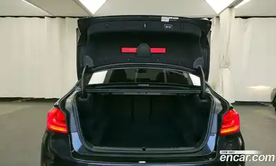 BMW 5-Series 2020 2.0 Автомат в Москве № 229127, миниатюра 2