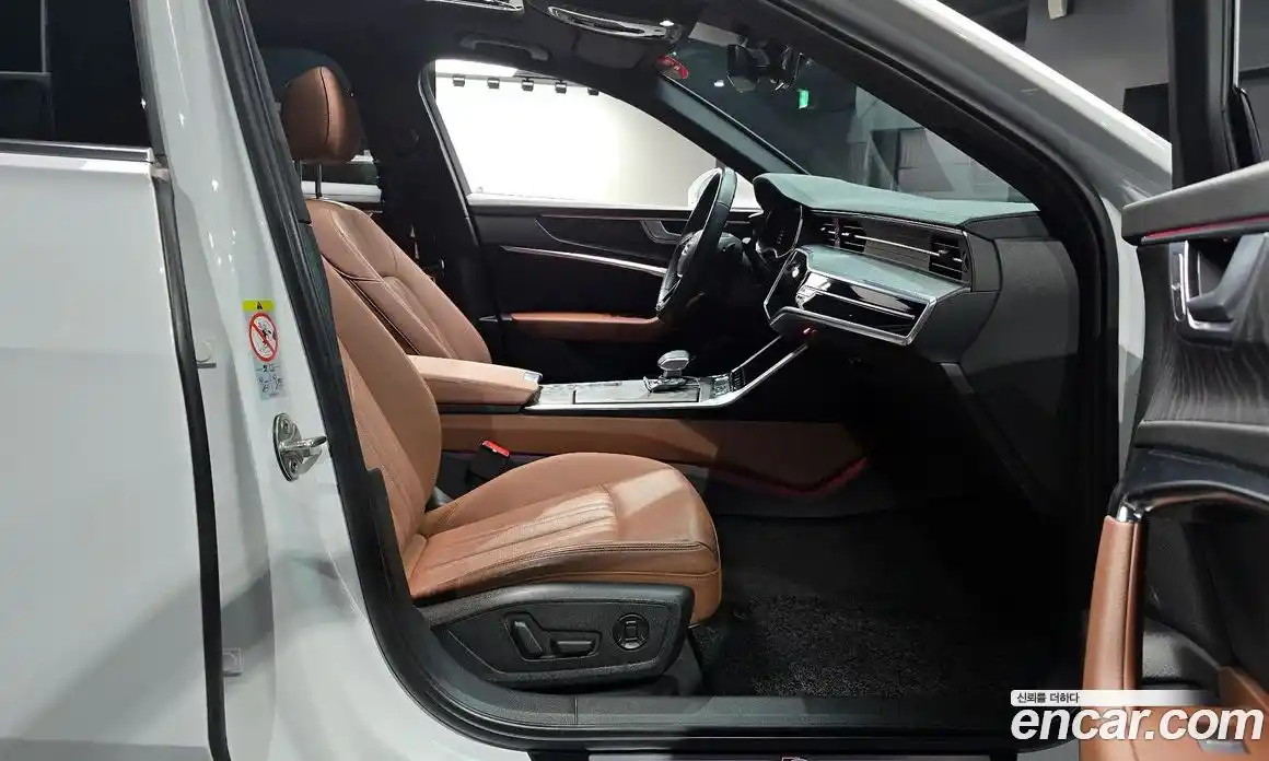 Audi A6 2021 2.0 Автомат в Москве № 230047, фото 14