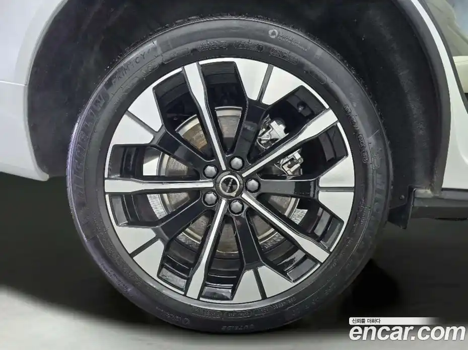 Volvo XC60 2026 2.0 Автомат в Москве № 230687, фото 5