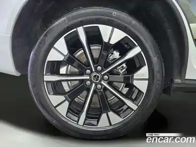 Volvo XC60 2026 2.0 Автомат в Москве № 230687, миниатюра 5