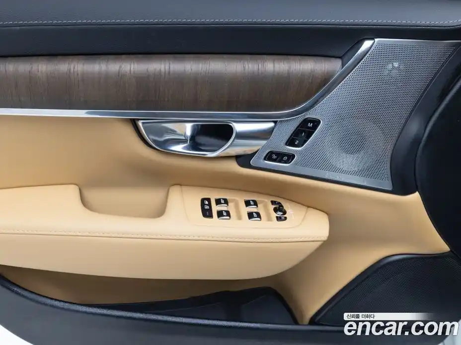 Volvo S90 2024 2.0 Автомат в Москве № 230816, фото 15