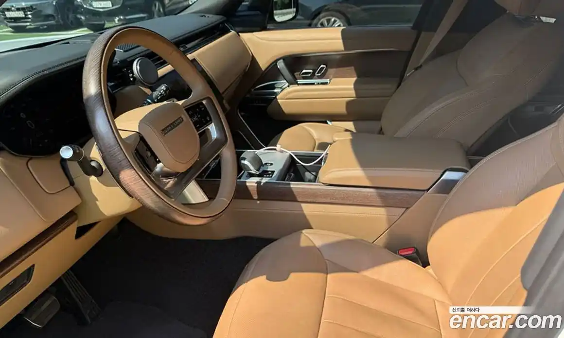 Land Rover Range-Rover 2024 4.4 Автомат в Москве № 231311, фото 12