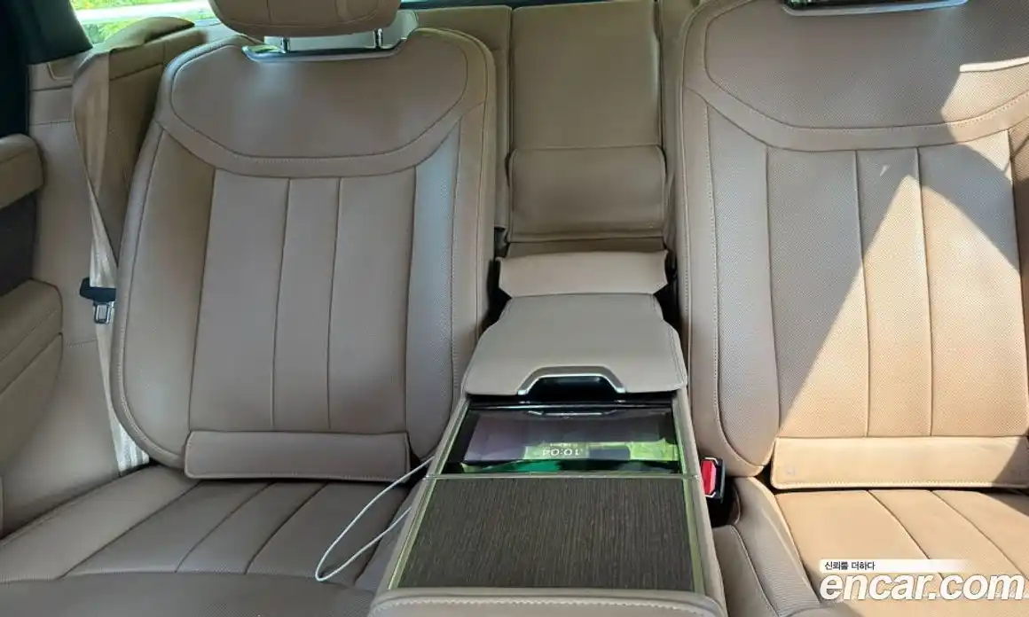 Land Rover Range-Rover 2024 4.4 Автомат в Москве № 231311, фото 15