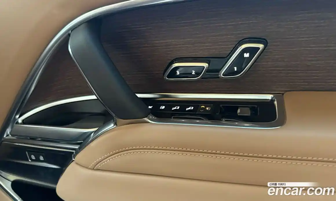 Land Rover Range-Rover 2024 4.4 Автомат в Москве № 231311, фото 19