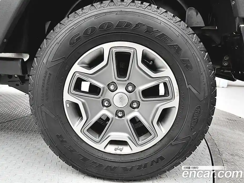 Jeep Wrangler 2017 3.6 Автомат в Москве № 232590, фото 4