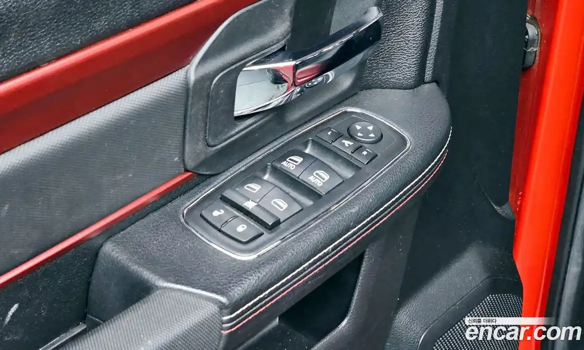 Dodge Ram Pick Up 2016 5.7 Автомат в Москве № 233391, фото 19