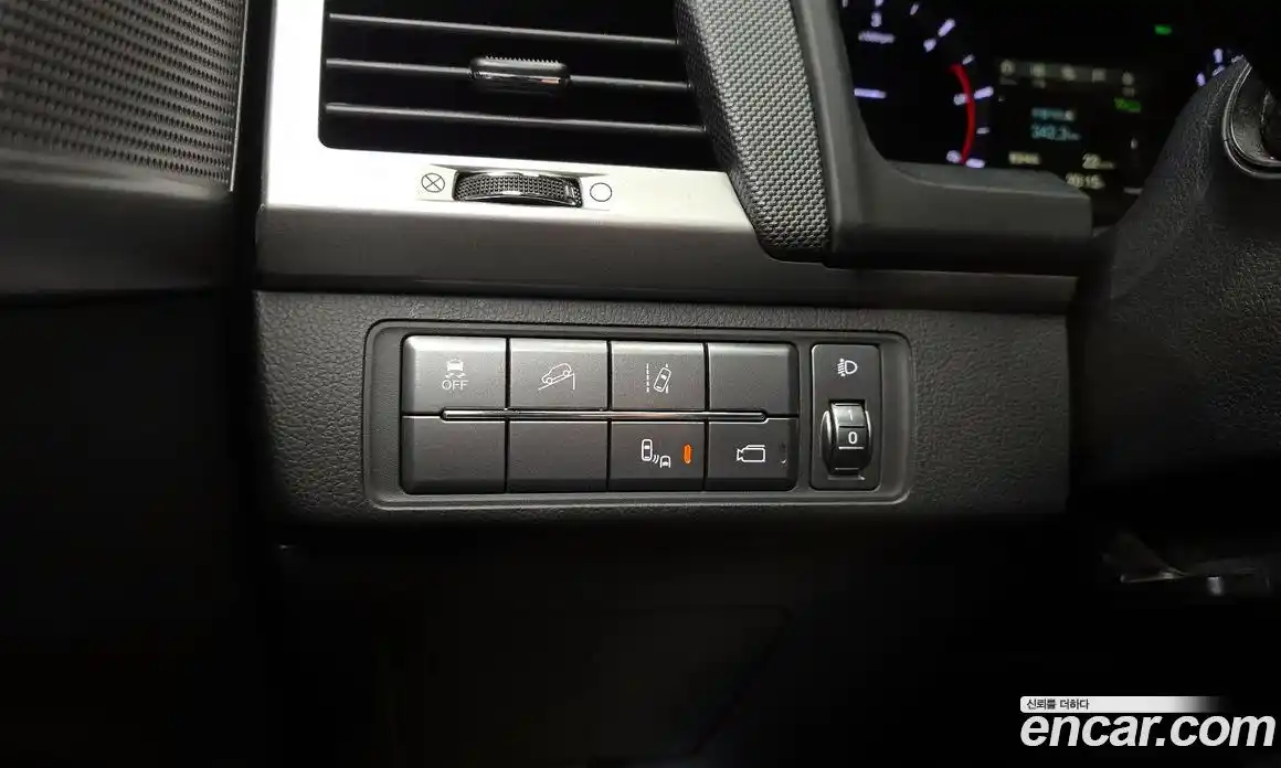 SsangYong Rexton 2019 2.2 Автомат в Москве № 235287, фото 7