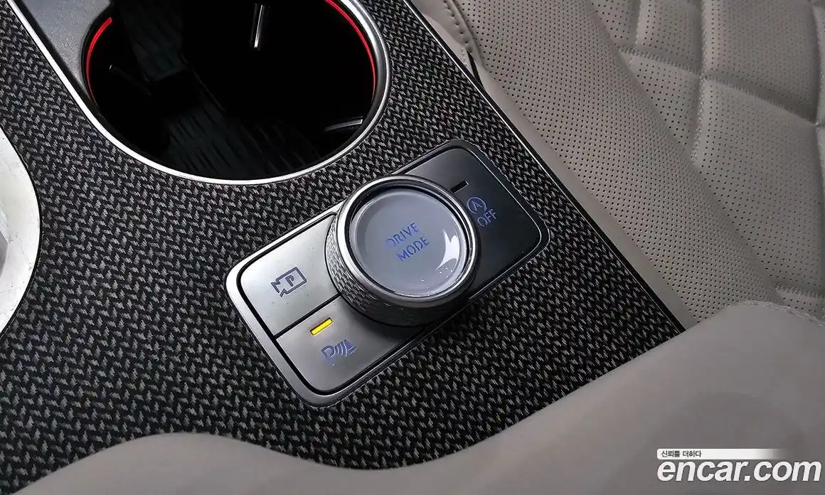 Genesis GV80 2025 2.5 Автомат в Москве № 23759, фото 17