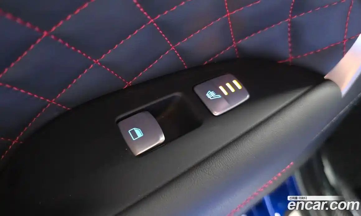 Genesis G70 2018 3.3 Автомат в Москве № 24002, фото 16