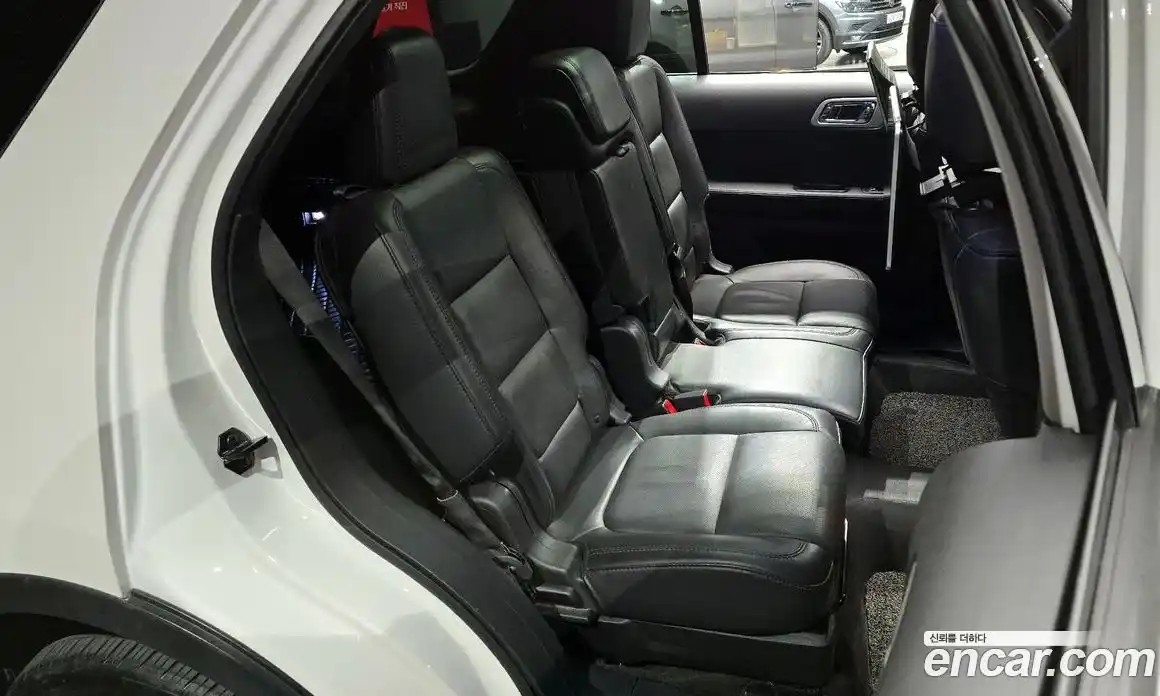 Ford Explorer 2015 3.5 Автомат в Москве № 247274, фото 16