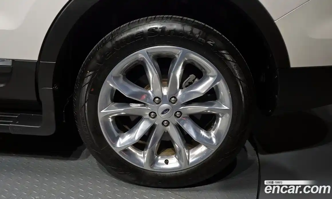 Ford Explorer 2015 3.5 Автомат в Москве № 247274, фото 18