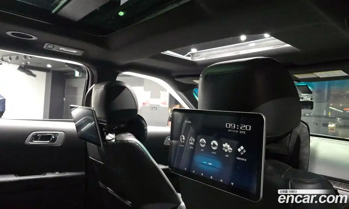 Ford Explorer 2015 3.5 Автомат в Москве № 247274, фото 3