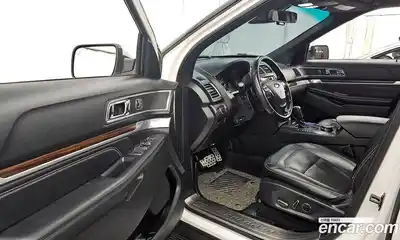 Ford Explorer 2016 3.5 Автомат в Москве № 255563, миниатюра 4