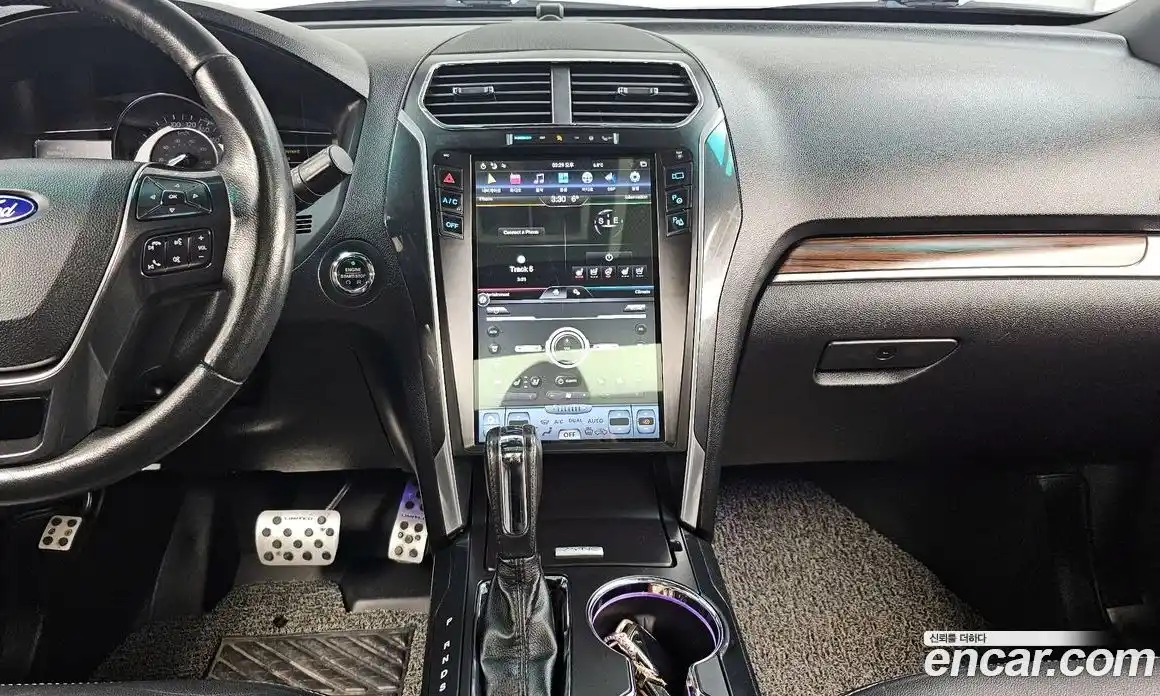 Ford Explorer 2016 3.5 Автомат в Москве № 255563, фото 5