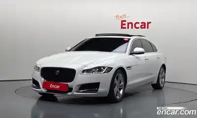 Jaguar XF 2018 2.0 Автомат в Москве № 256079, миниатюра 12