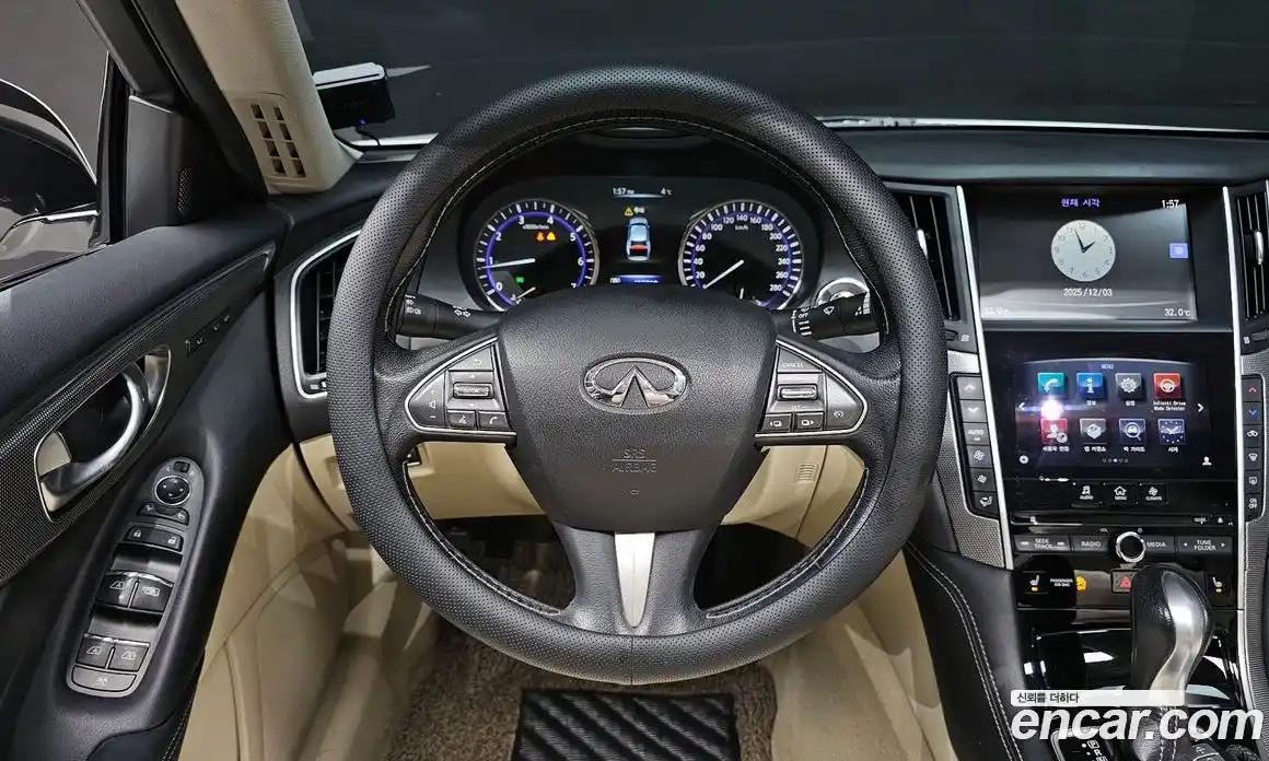 Infiniti Q50 2016 2.1 Автомат в Москве № 256150, фото 13