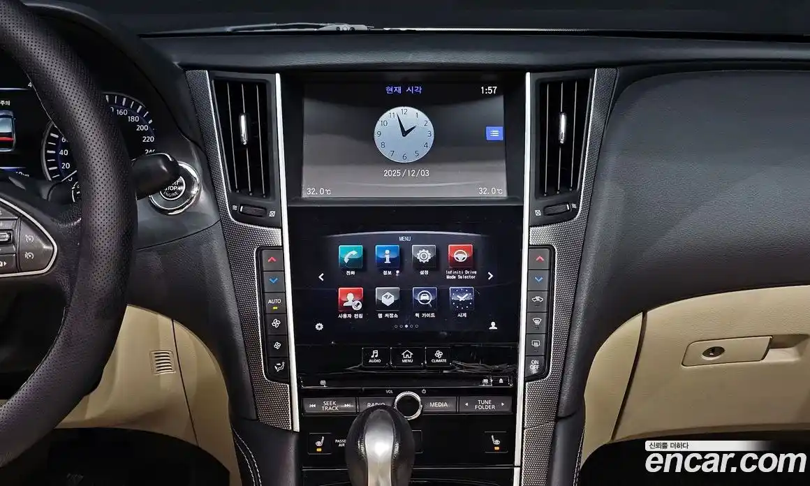 Infiniti Q50 2016 2.1 Автомат в Москве № 256150, фото 14