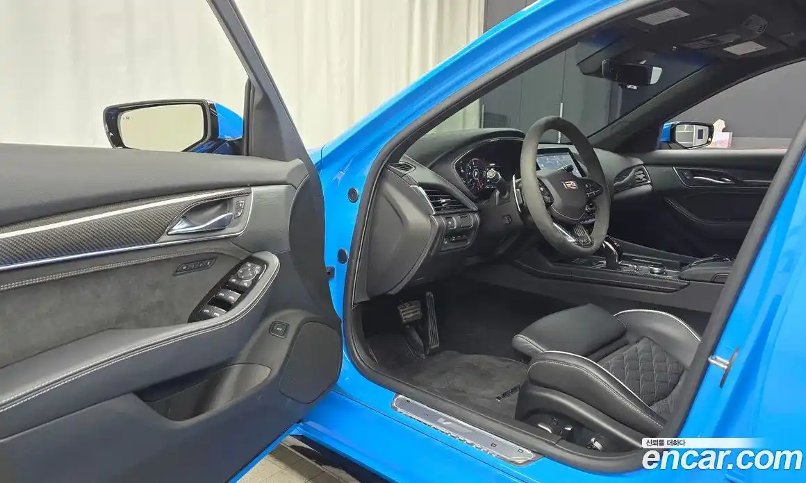 Cadillac CT5-V 2023 6.2 Автомат в Москве № 256356, фото 14