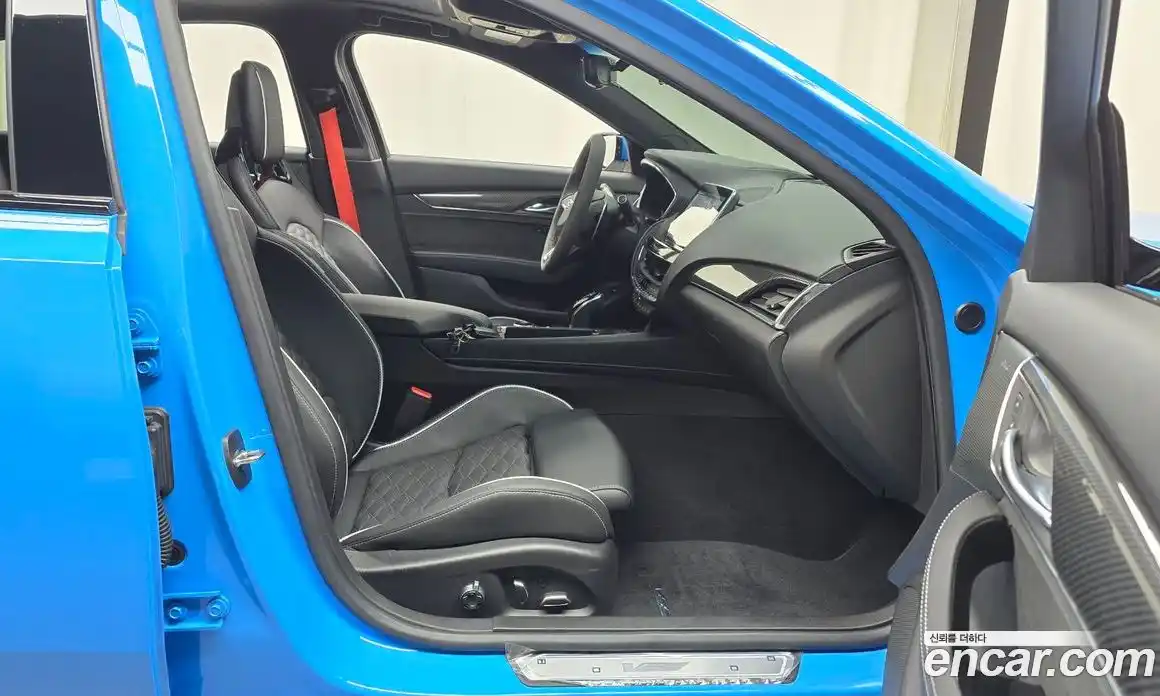 Cadillac CT5-V 2023 6.2 Автомат в Москве № 256356, фото 18