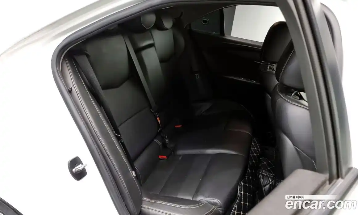 Cadillac ATS 2015 2.0 Автомат в Москве № 256472, фото 18