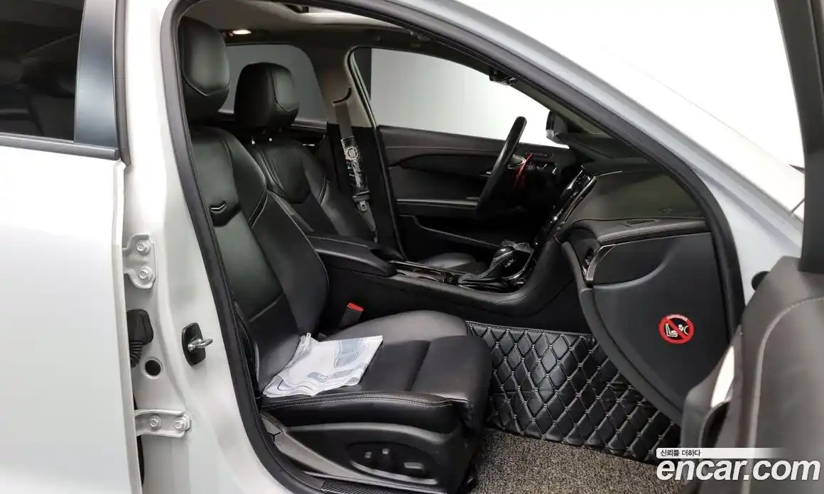 Cadillac ATS 2015 2.0 Автомат в Москве № 256472, фото 5