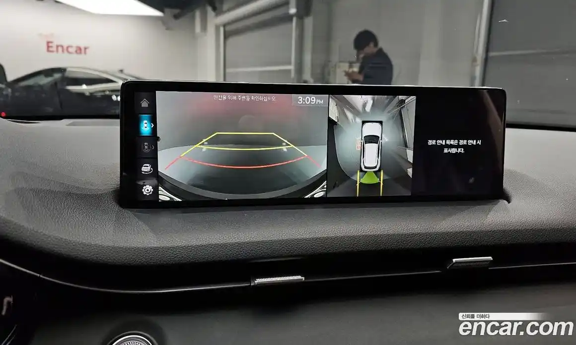 Genesis GV70 2023 2.5 Автомат в Москве № 25954, фото 17