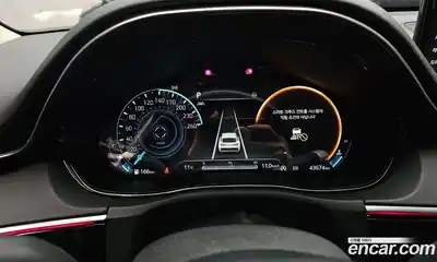 Genesis GV70 2023 2.5 Автомат в Москве № 25954, миниатюра 4