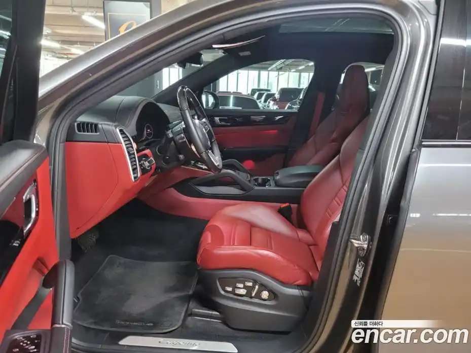 Porsche Cayenne 2021 3.0 Автомат в Москве № 270912, фото 11