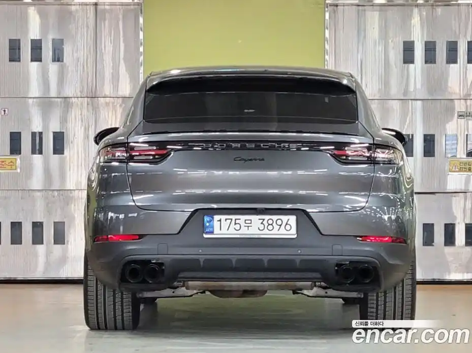 Porsche Cayenne 2021 3.0 Автомат в Москве № 270912, фото 4