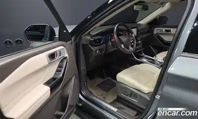 Ford Explorer 2021 3.0 Автомат в Москве № 273438, миниатюра 3