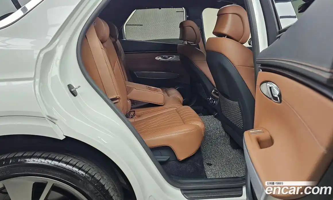 Genesis GV70 2023 2.5 Автомат в Москве № 27547, фото 12