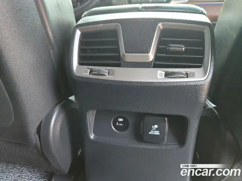 SsangYong Rexton 2018 2.2 Автомат в Москве № 28881, фото 19