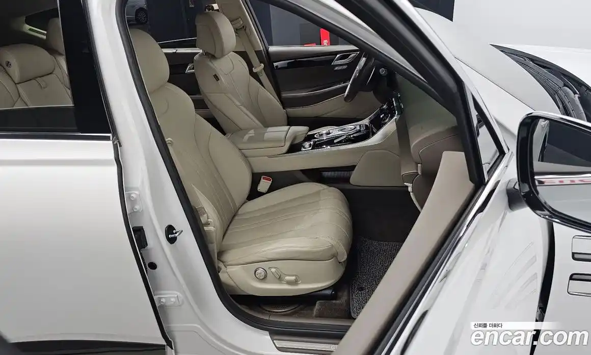 Genesis GV80 2022 3.0 Автомат в Москве № 309154, фото 13