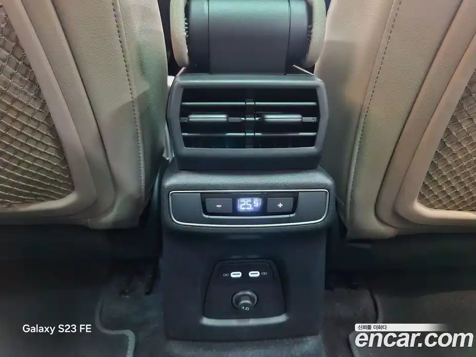 Audi Q4 e-tron 2022 Автомат в Москве № 312453, фото 19